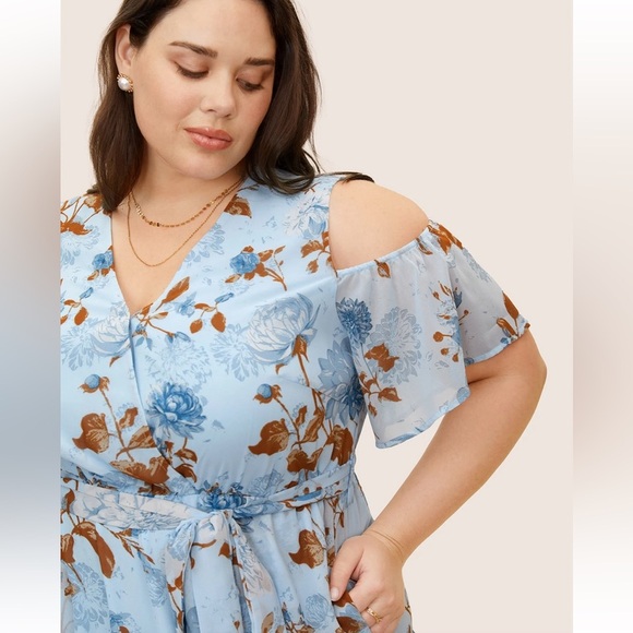 BloomChic Plus Size 2XL Floral Wrap Mesh Ruffle Sleeve Dress us18-20 - Picture 3 of 9